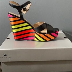 Neon Platforms
